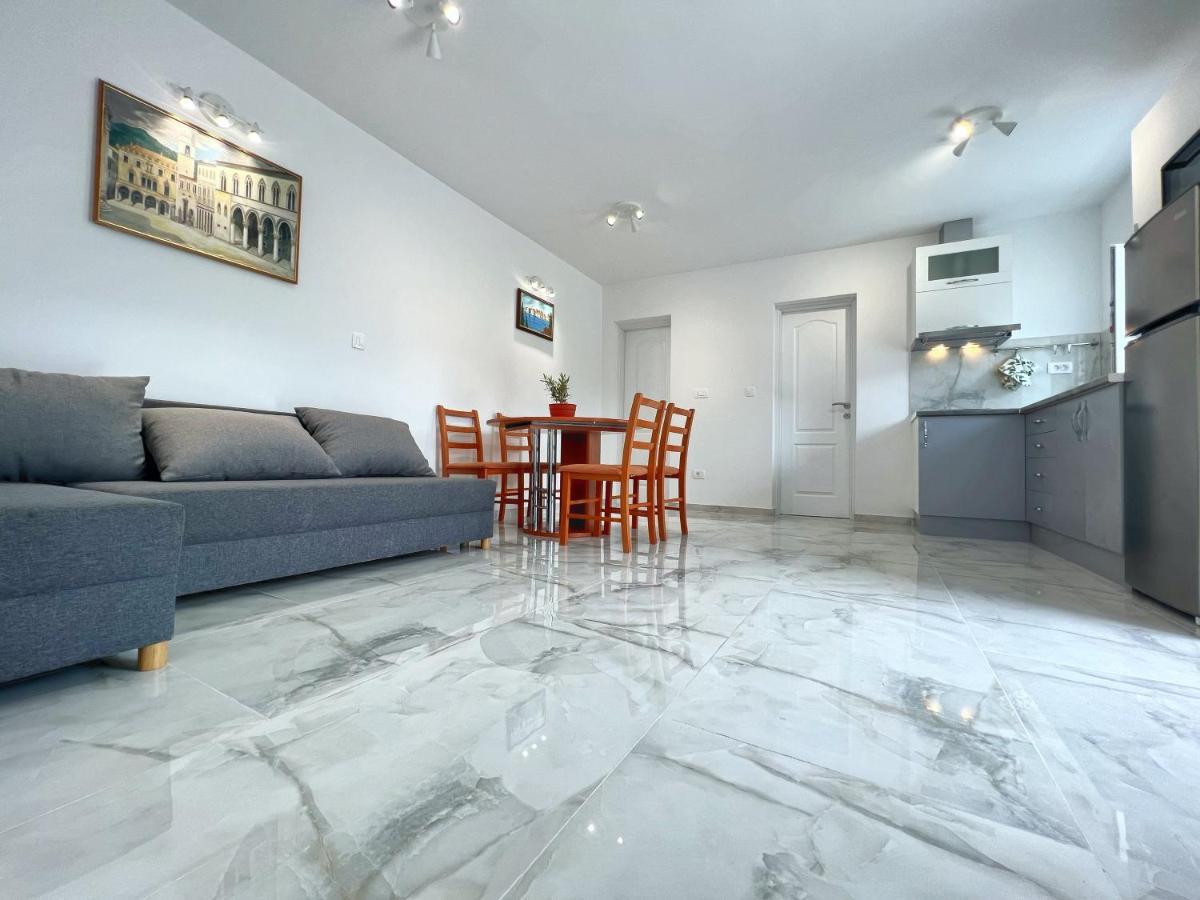 Apartman Laura Млини Екстер'єр фото